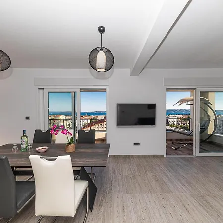 Beach Front Home In Kastel Luksic With Sauna *